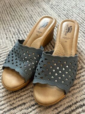 Spring Step Women's Blue Cutout Slide Wedge Sandals Size 6